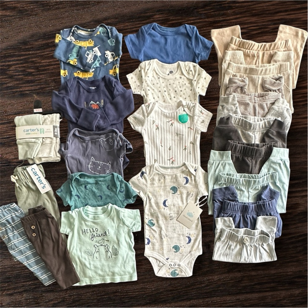 Lot of 22 Baby Boys Clothes 0-3/3-6 Months. Carters, Nicole Miller, Garanimals